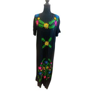 NWT Riviera Sun Black Mexican Floral Embroidered Boho Maxi Dress L Cottage Pease